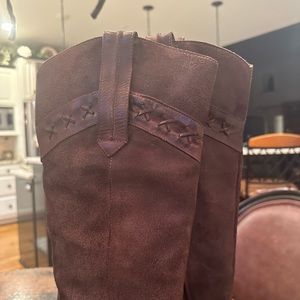 Bed Stu leather knee high boots. Euro size 39, us size 9.